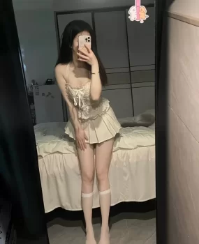 可包长期的小姐姐，