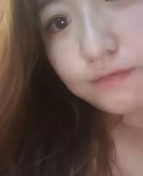 微胖骚姐姐可多人