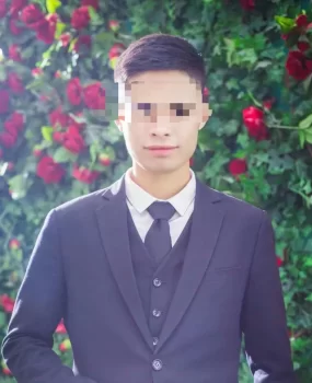 男模 男m