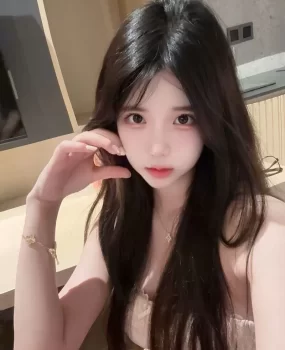 性感小妹欲罢不能