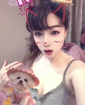 南昌苗条大女人