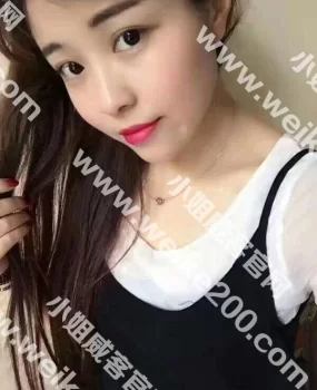 小苍井，有时候在南昌