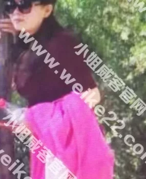 运河桥性感成熟漂亮熟女