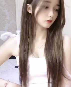 极品小妹妹逼毛少逼粉水多紧致