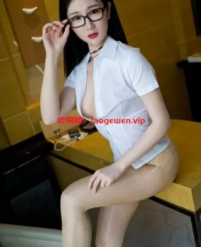 职场俏佳丽丝袜开裆香艳销魂
