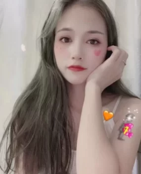 尝鲜苏佳琪  白虎一线天你懂的